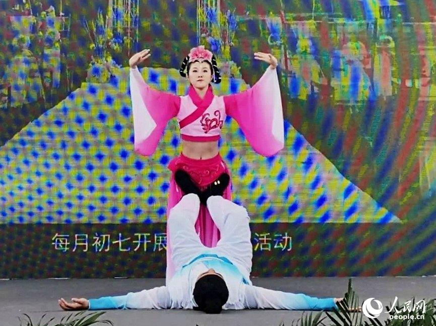 ƽ(hu)赸݆T(li)(d)}ɫˇ