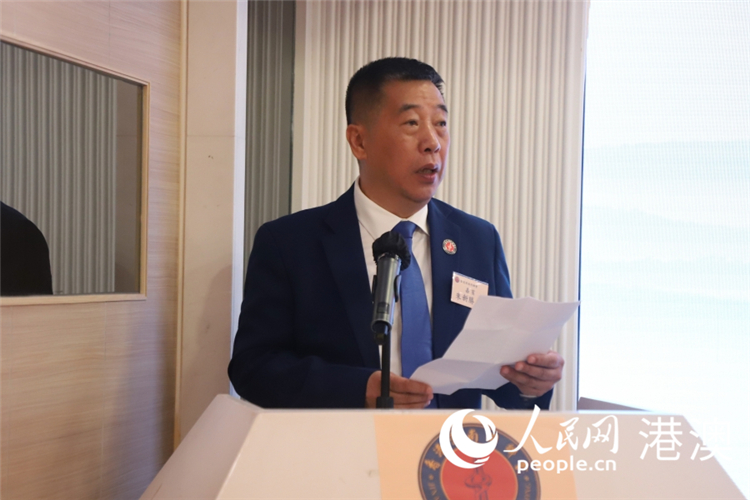 香港山東社團(tuán)總會(huì)會(huì)長(zhǎng)朱新勝致辭。人民網(wǎng) 陳曉琳攝