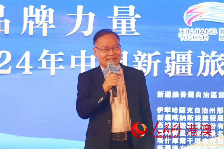 圖3.香港中國旅游協(xié)會理事長辛聰金致辭。人民網(wǎng) 陳曉琳 攝