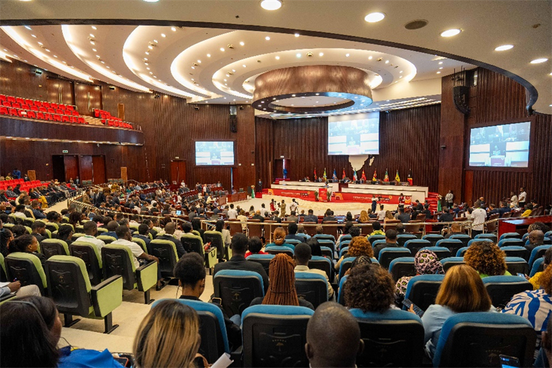 圖為“中國(guó)與葡語(yǔ)國(guó)家企業(yè)經(jīng)貿(mào)合作洽談會(huì)”現(xiàn)場(chǎng)。澳門特區(qū)招商投資促進(jìn)局供圖