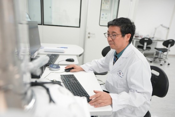 圖為澳門科技大學(xué)宗秋剛講座教授。澳門科技大學(xué)供圖