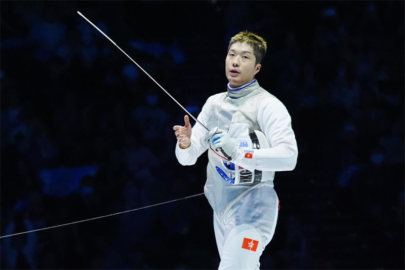 香港選手張家朗慶祝勝利。主辦方供圖