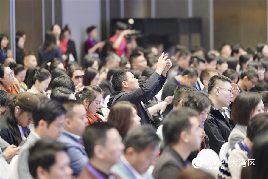 2025大灣區(qū)—東盟經(jīng)濟(jì)合作（前海）論壇現(xiàn)場(chǎng)。人民網(wǎng)記者 許崢攝