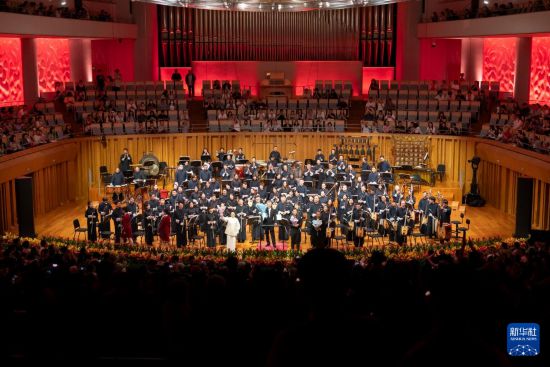 6月15日晚在北京國家大劇院拍攝的《周·秦·漢·唐》主題音樂會現(xiàn)場。新華社發(fā)（香港中樂團供圖）