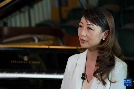 　　7月25日，香港演藝學(xué)院校長陳頌瑛接受采訪。新華社記者 朱煒 攝